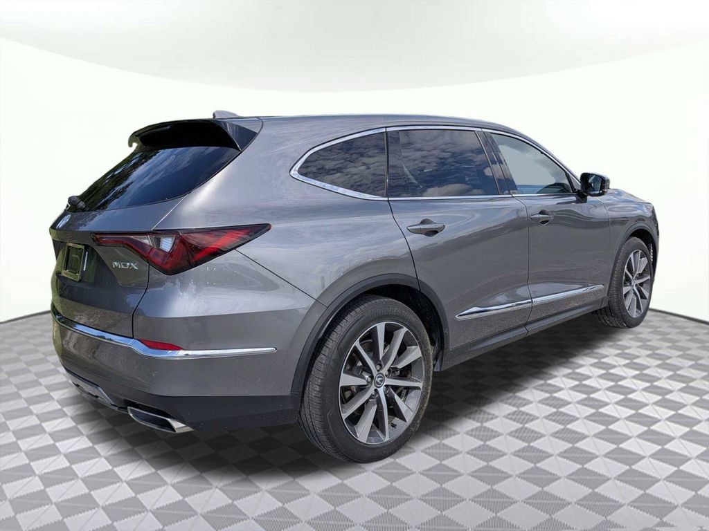 Used 2025 Acura MDX w/ Technology Package FWD image 3