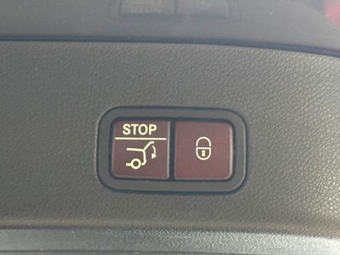 Used 2013 Mercedes-Benz GL 450 GL 450 4MATIC Sport Utility 4D w/ Premium 2 Pkg image 21