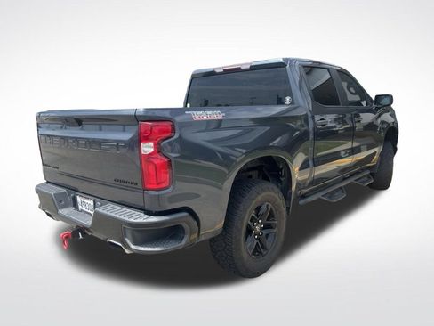 Used 2021 Chevrolet Silverado 1500 Custom Trail Boss w/ LPO, Dark Essentials Package AWD/4WD image 8