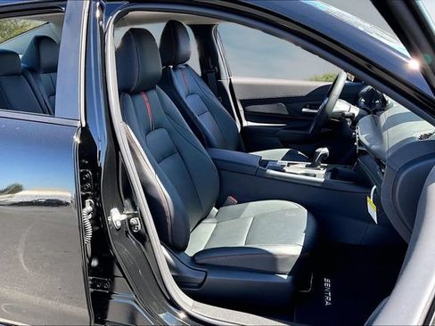 New 2027 Nissan Sentra SR w/ SR Premium Package FWD image 8