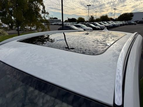 Used 2016 BMW X3 xDrive28i image 9