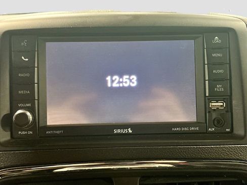 Used 2018 Dodge Grand Caravan SXT image 15