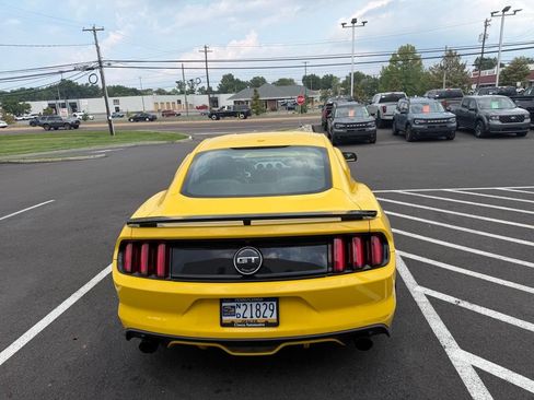 Used 2016 Ford Mustang GT Premium w/ Equipment Group 401A RWD image 10