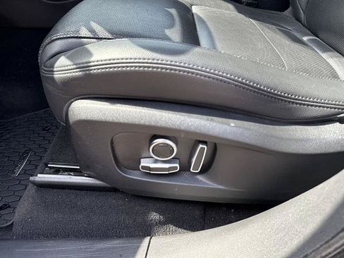 Used 2022 Jaguar F-PACE S AWD/4WD image 14
