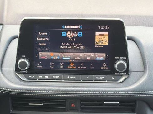 Certified 2023 Nissan Rogue SV w/ SV Premium B Package FWD image 3