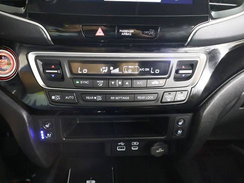 Used 2024 Honda Passport Black Edition image 55