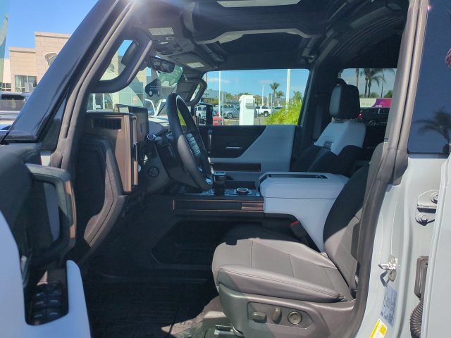 Certified 2024 GMC Hummer EV 3X w/ Extreme Off-Road Package AWD/4WD image 20