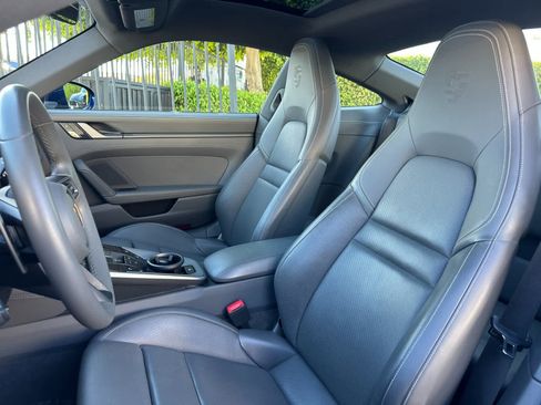 Used 2020 Porsche 911 Carrera image 5