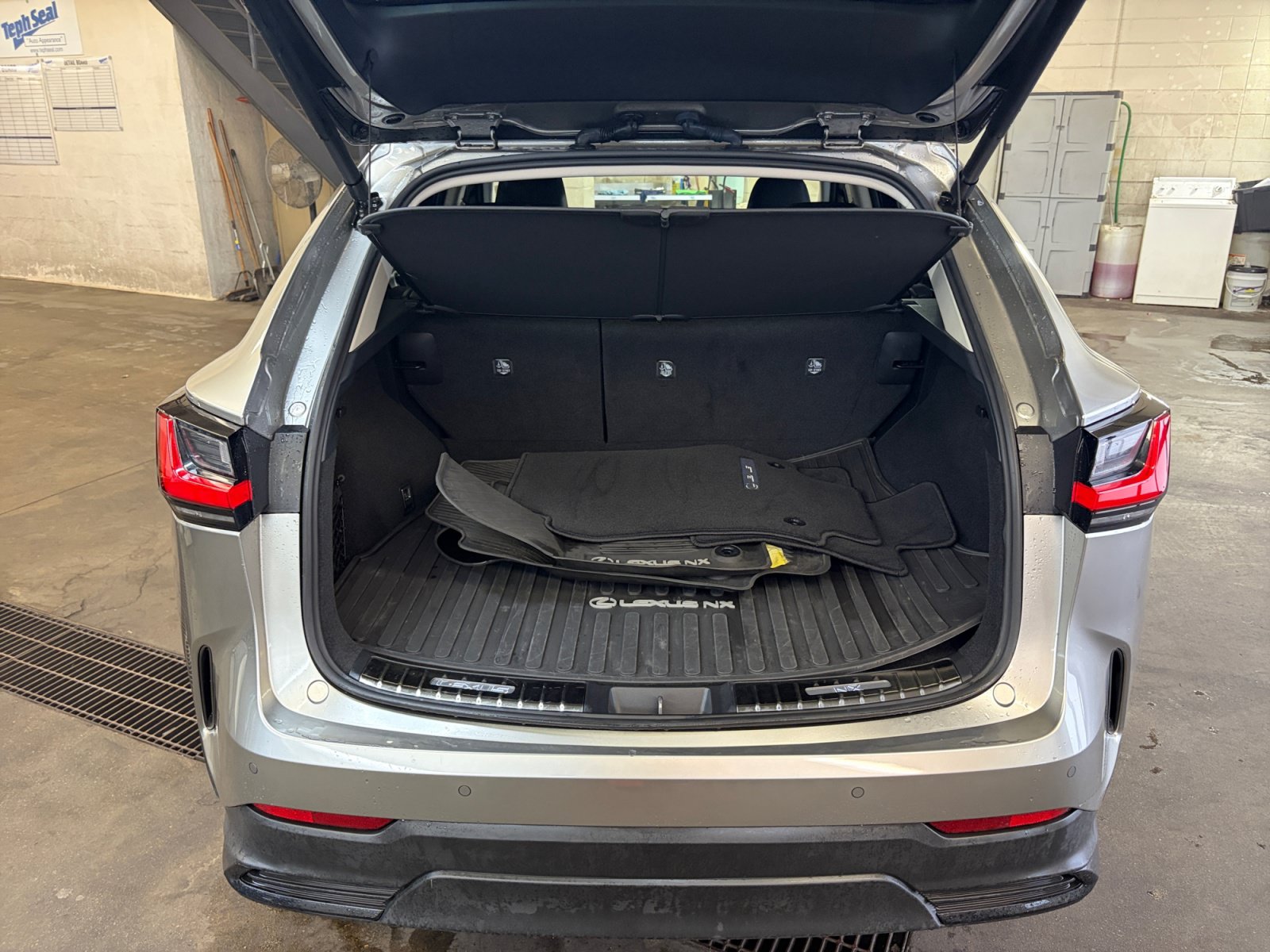 Used 2026 Lexus NX 350h AWD w/ Accessory Package (2T) image 34