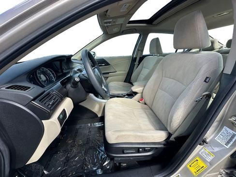 Used 2014 Honda Accord EX image 9