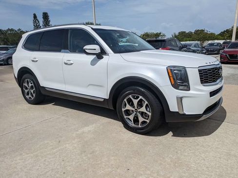 Used 2020 Kia Telluride EX FWD image 2