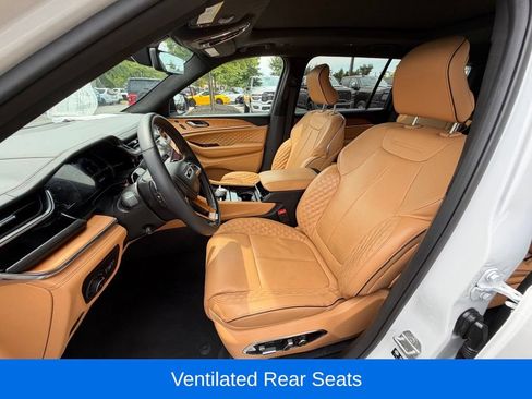 Certified 2025 Jeep Grand Cherokee L Summit AWD/4WD image 22
