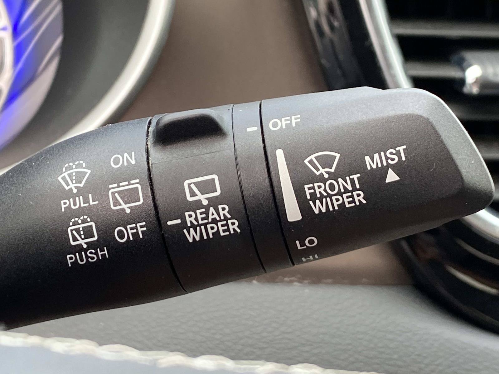 Used 2024 Chrysler Voyager LX FWD image 18