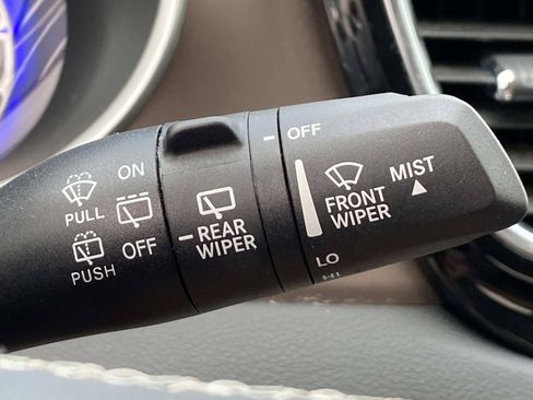 Used 2024 Chrysler Voyager LX FWD image 18
