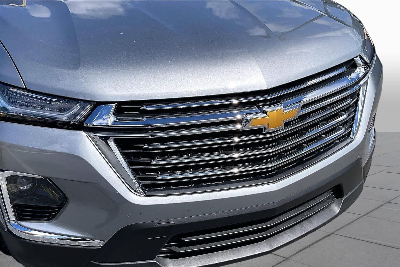 Used 2023 Chevrolet Traverse LT FWD image 30