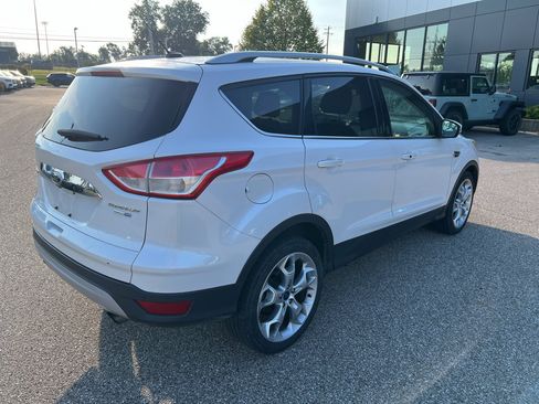Used 2016 Ford Escape Titanium AWD/4WD image 9