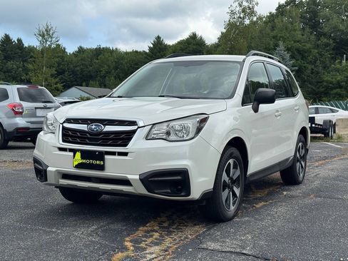 Used 2017 Subaru Forester 2.5i w/ Alloy Wheel Package AWD/4WD image 2