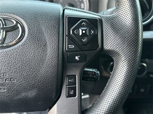 Used 2021 Toyota Tacoma TRD Sport w/ Technology Package image 21