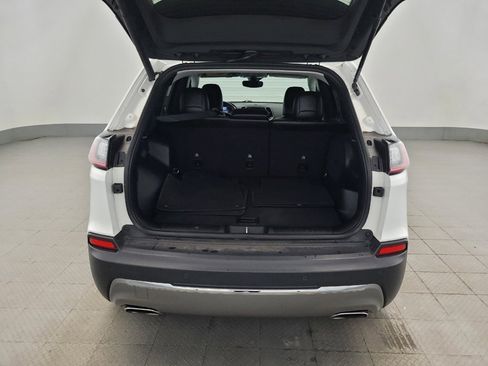 Used 2019 Jeep Cherokee Limited w/ Technology Group AWD/4WD image 29