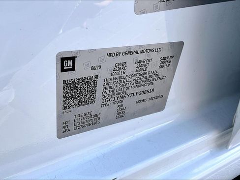 Used 2020 Chevrolet Silverado 2500 LT w/ Z71 Off-Road Package image 35