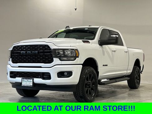 Used 2024 RAM 2500 Big Horn w/ Night Edition AWD/4WD image 2