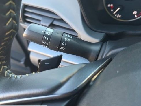 Certified 2025 Subaru Crosstrek 2.5i Sport AWD/4WD image 29