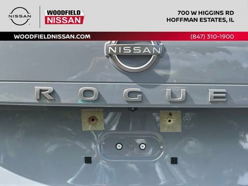 Used 2024 Nissan Rogue SL AWD/4WD image 12