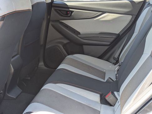 Used 2019 Subaru Crosstrek 2.0i Premium w/ Popular Package #2 AWD/4WD image 18