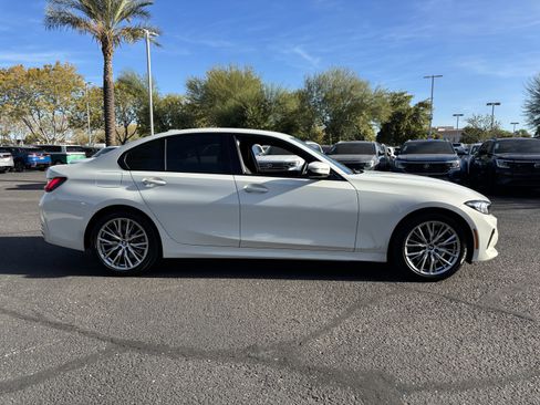 Used 2023 BMW 330i Sedan w/ Driving Assistance Package image 6