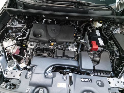Used 2024 Toyota RAV4 XLE AWD/4WD image 34