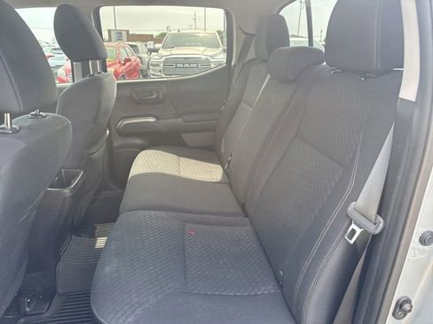 Used 2021 Toyota Tacoma SR5 w/ Trail Edition AWD/4WD image 30
