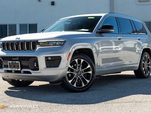 Used 2023 Jeep Grand Cherokee L Overland w/ Advanced Protech Group III image 1