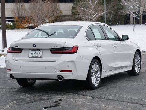 Used 2026 BMW 330i xDrive Sedan w/ Convenience Package AWD/4WD image 4