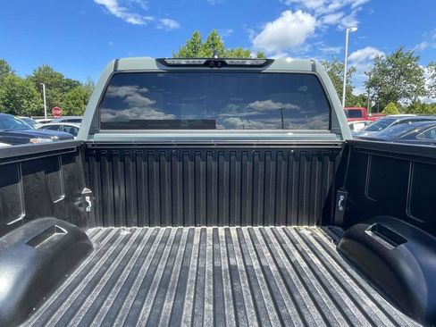 Used 2026 Toyota Tundra Limited AWD/4WD image 13