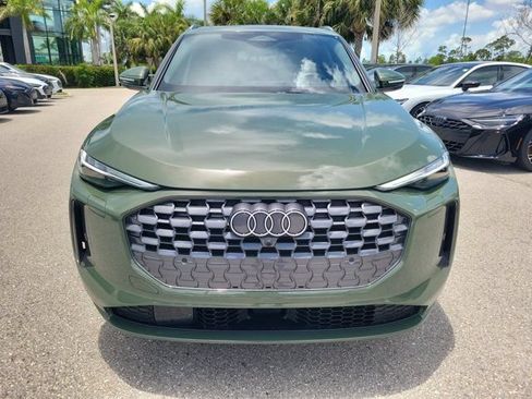 Certified 2025 Audi Q5 Premium Plus w/ Premium Plus AWD/4WD image 3