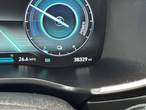 Certified 2022 Hyundai Santa Fe Limited w/ Cargo Package image 28