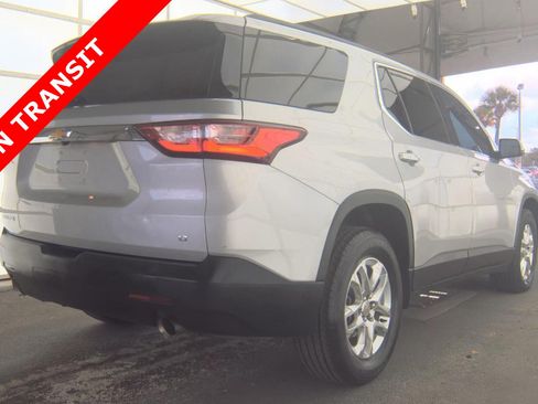 Used 2019 Chevrolet Traverse LT w/ LPO, Cargo Package FWD image 4