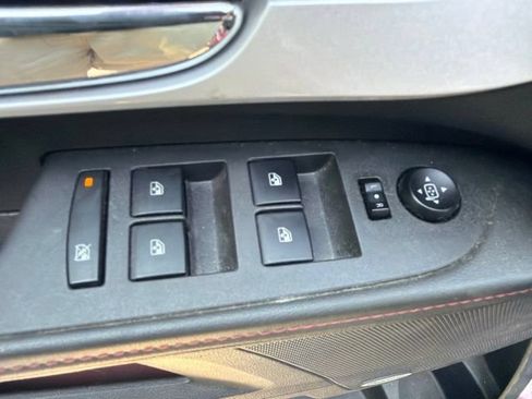 Used 2012 Chevrolet Equinox LT FWD image 21