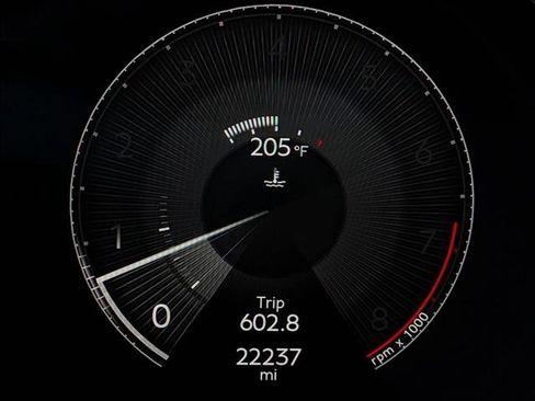 Used 2022 Bentley Bentayga image 9