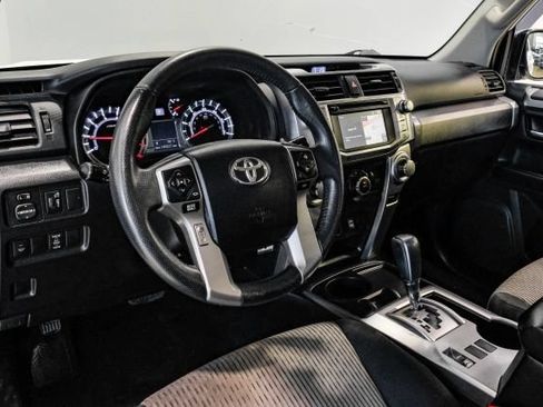 Used 2017 Toyota 4Runner SR5 RWD image 4
