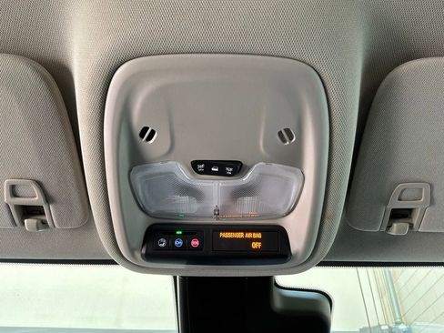 Used 2025 Buick Encore GX Preferred FWD image 15