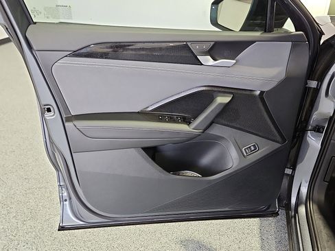 New 2026 Volkswagen Tiguan SE R-Line image 15