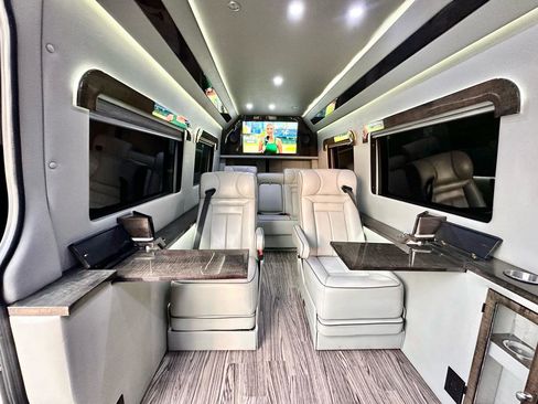 Used 2015 Mercedes-Benz Sprinter 2500 w/ Active Safety Plus Package image 68