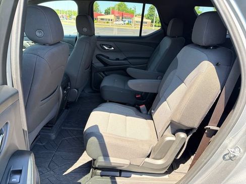 Used 2023 Chevrolet Traverse LT w/ LPO, Floor Liner Package AWD/4WD image 29