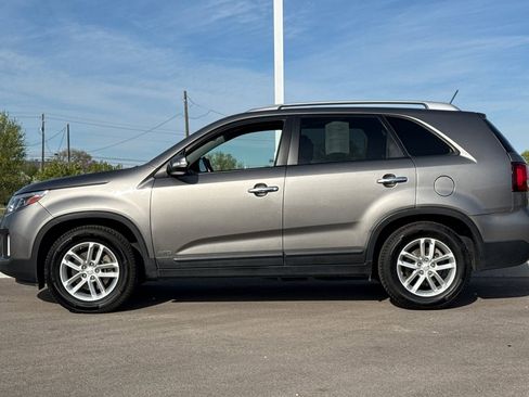 Used 2014 Kia Sorento LX AWD/4WD image 7
