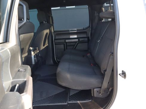 Used 2018 Ford F150 XLT w/ Equipment Group 302A Luxury AWD/4WD image 17