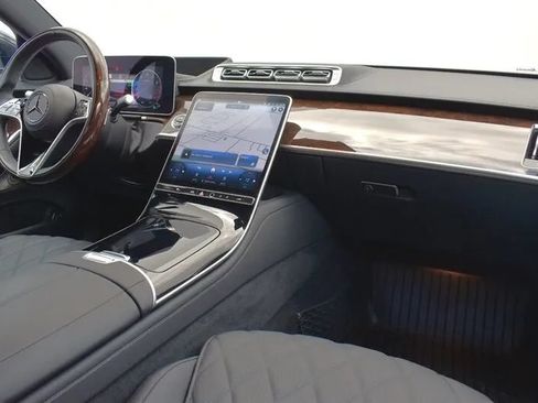 Used 2024 Mercedes-Benz S 500 4MATIC image 14