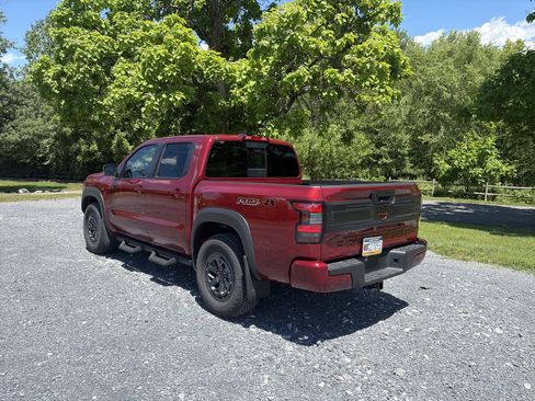 Used 2025 Nissan Frontier PRO-4X w/ Pro Convenience Package AWD/4WD image 7
