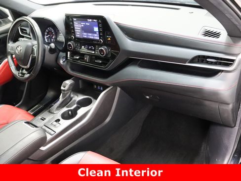 Used 2022 Toyota Highlander XSE image 40