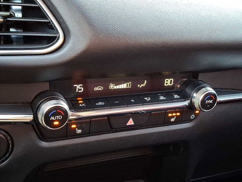 Used 2024 MAZDA CX-30 AWD 2.5 S w/ Preferred Package image 16